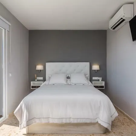 Carihuela Plaza Turisticos توريمولينوس